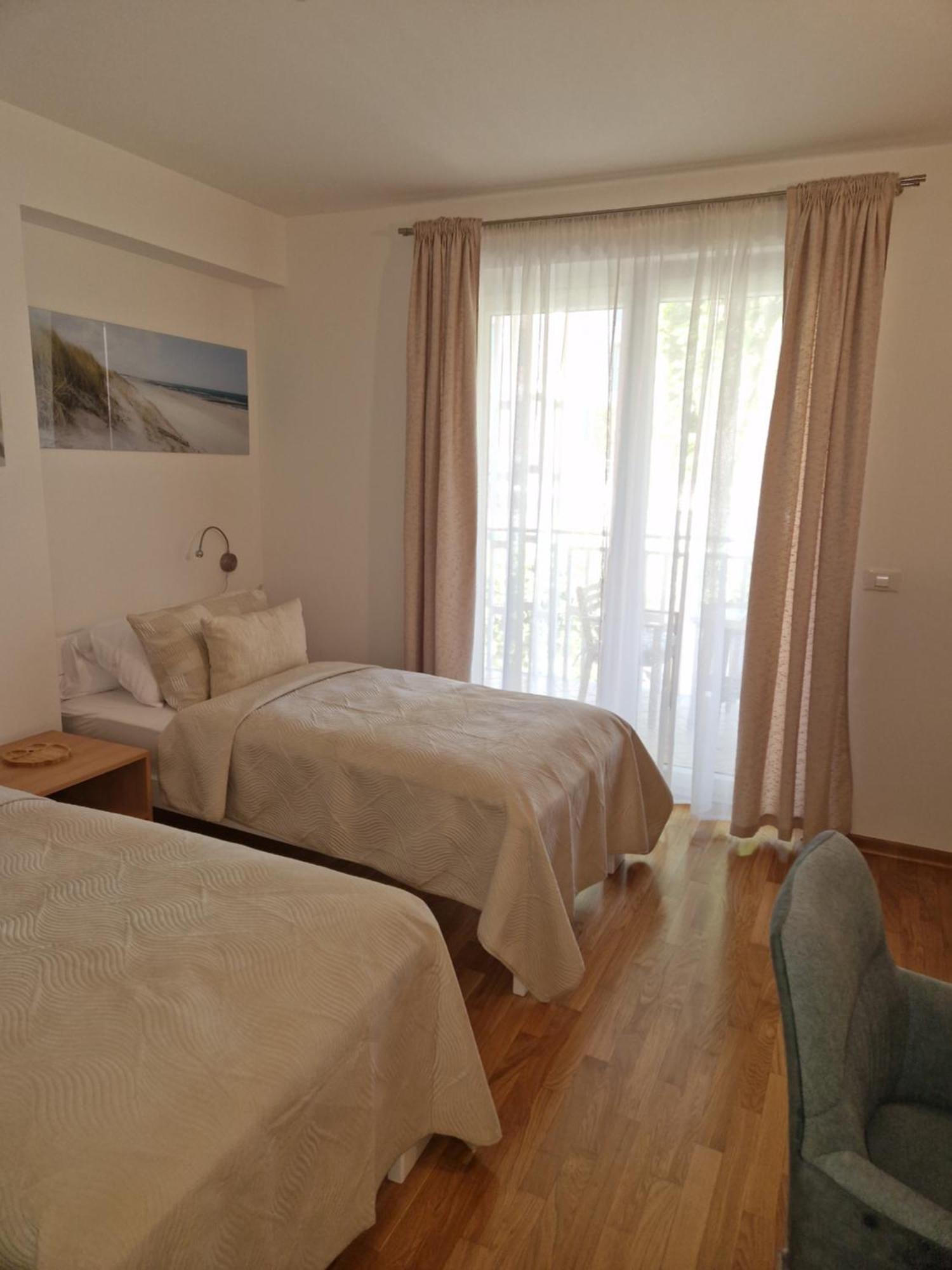 Room 211 - Aparthotel Jadranka Порторож Стая снимка